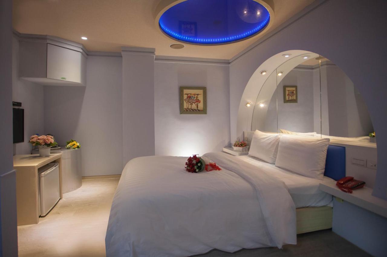 טאיפיי Showart Hotel מראה חיצוני תמונה